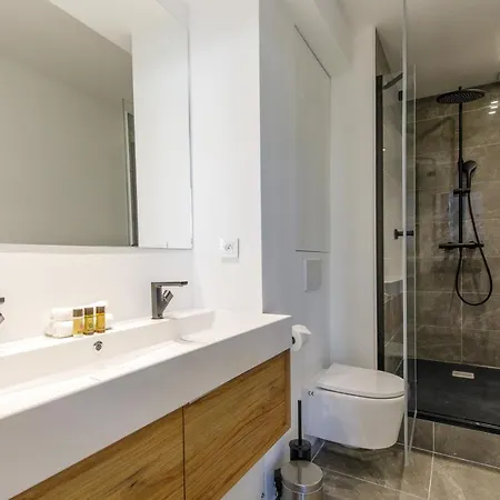 Apartment Californie Yourhosthelper